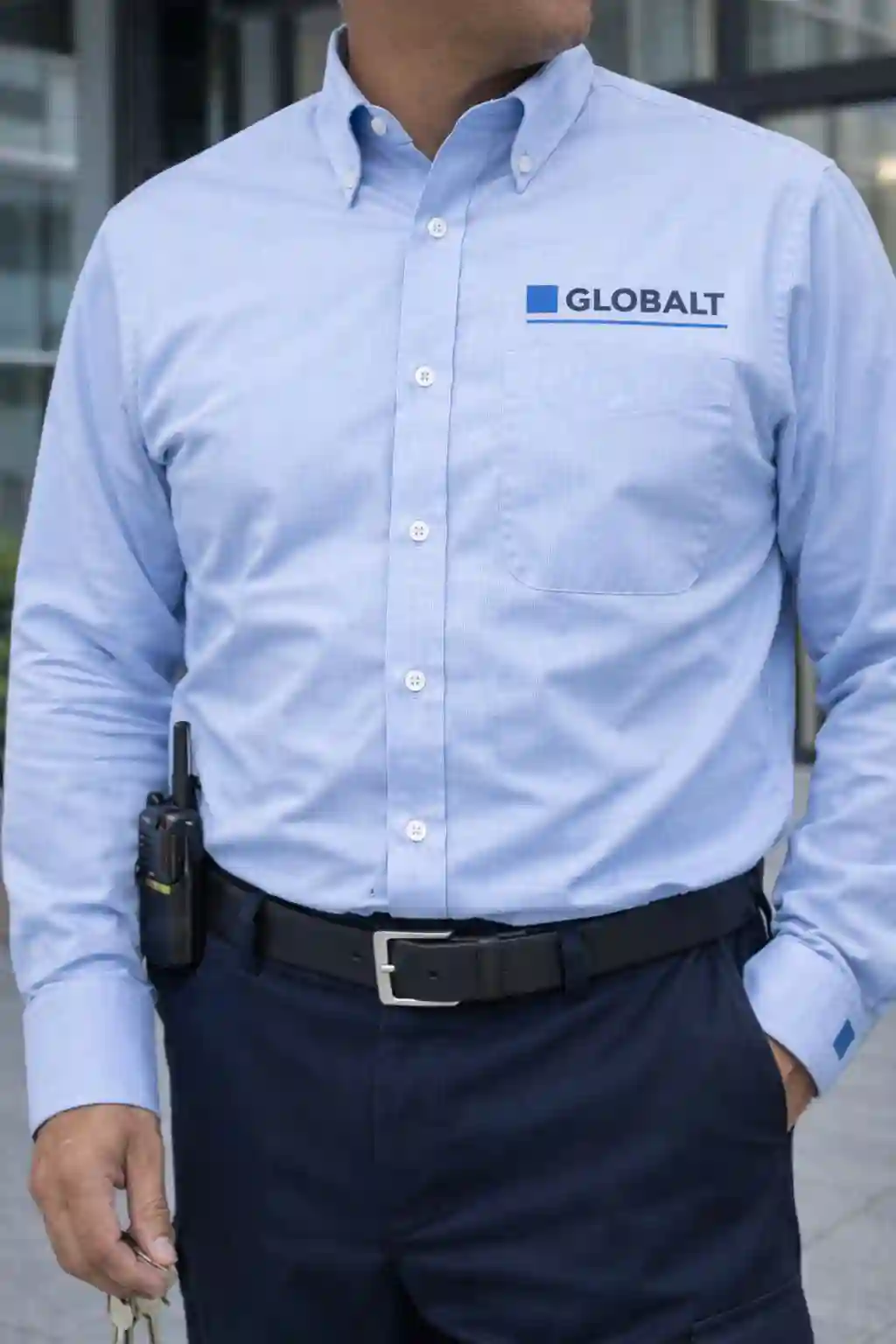 Personal de conserjería de Globalt en Madrid para mantenimiento de edificios